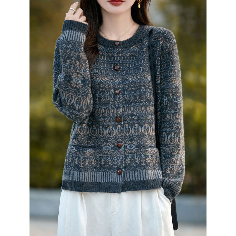 Knitted Cardigan Coat for Women, Embroidered Pattern, Outerwear, Stylish Women's Top