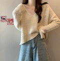 Women's Short V-Neck Knit Top