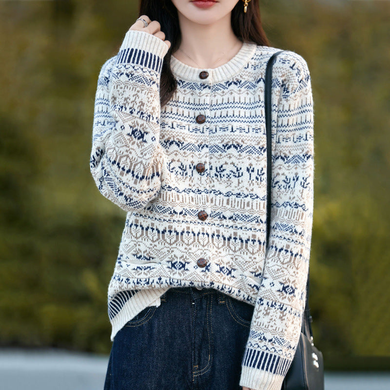 Knitted Cardigan Coat for Women, Embroidered Pattern, Outerwear, Stylish Women's Top