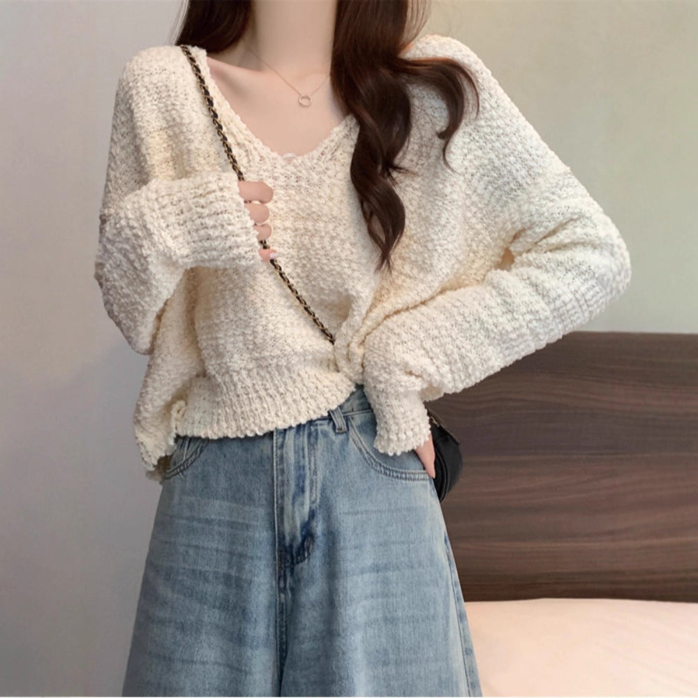 Women's Short V-Neck Knit Top